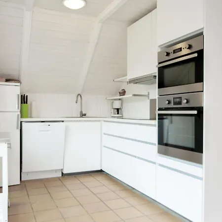 Stunning Home In Blavand With Sauna בלבאנד